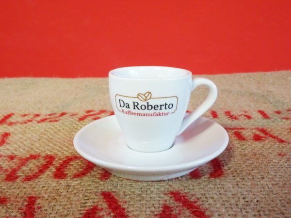 Espresso Ober- und Untertasse mit Da Roberto Logo auf Kaffeesack